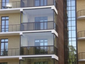 Безрамное остекление балконов и лоджий